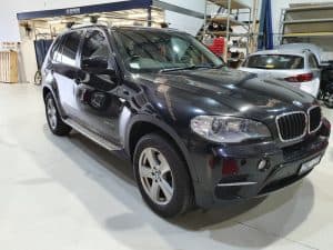 2012-BMW-X5-Mobility-Modification-3